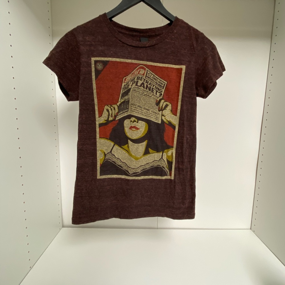 Obey T-shirt